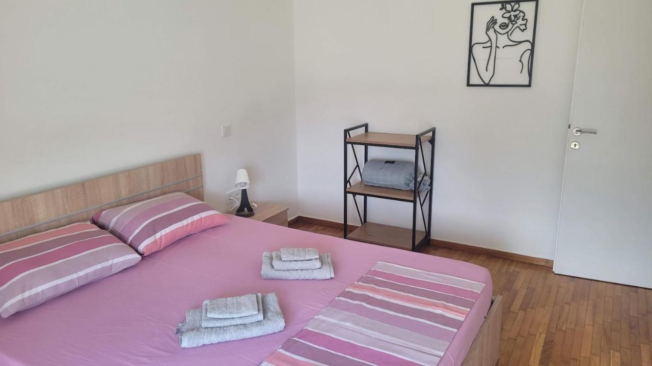 Seaty Apartment Corinth Exterior foto